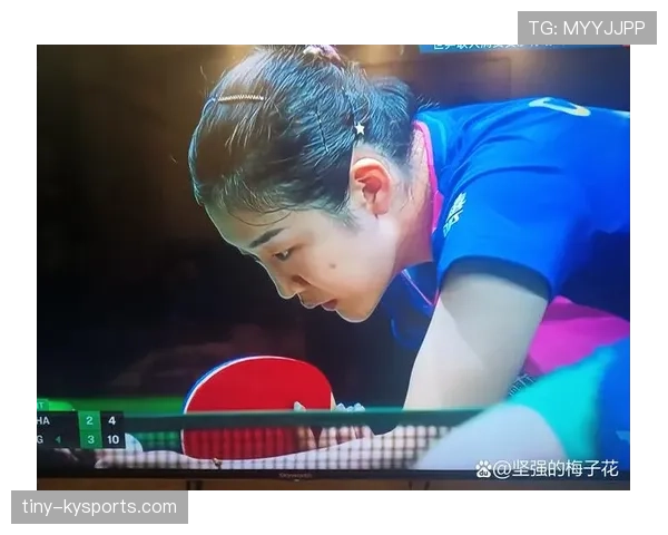 陈梦笑得像邻家女孩,随手背的那个包价码把我当场怀疑人生 陈梦笑得像邻家女孩,随手背的那个包价码把我当场怀疑人生